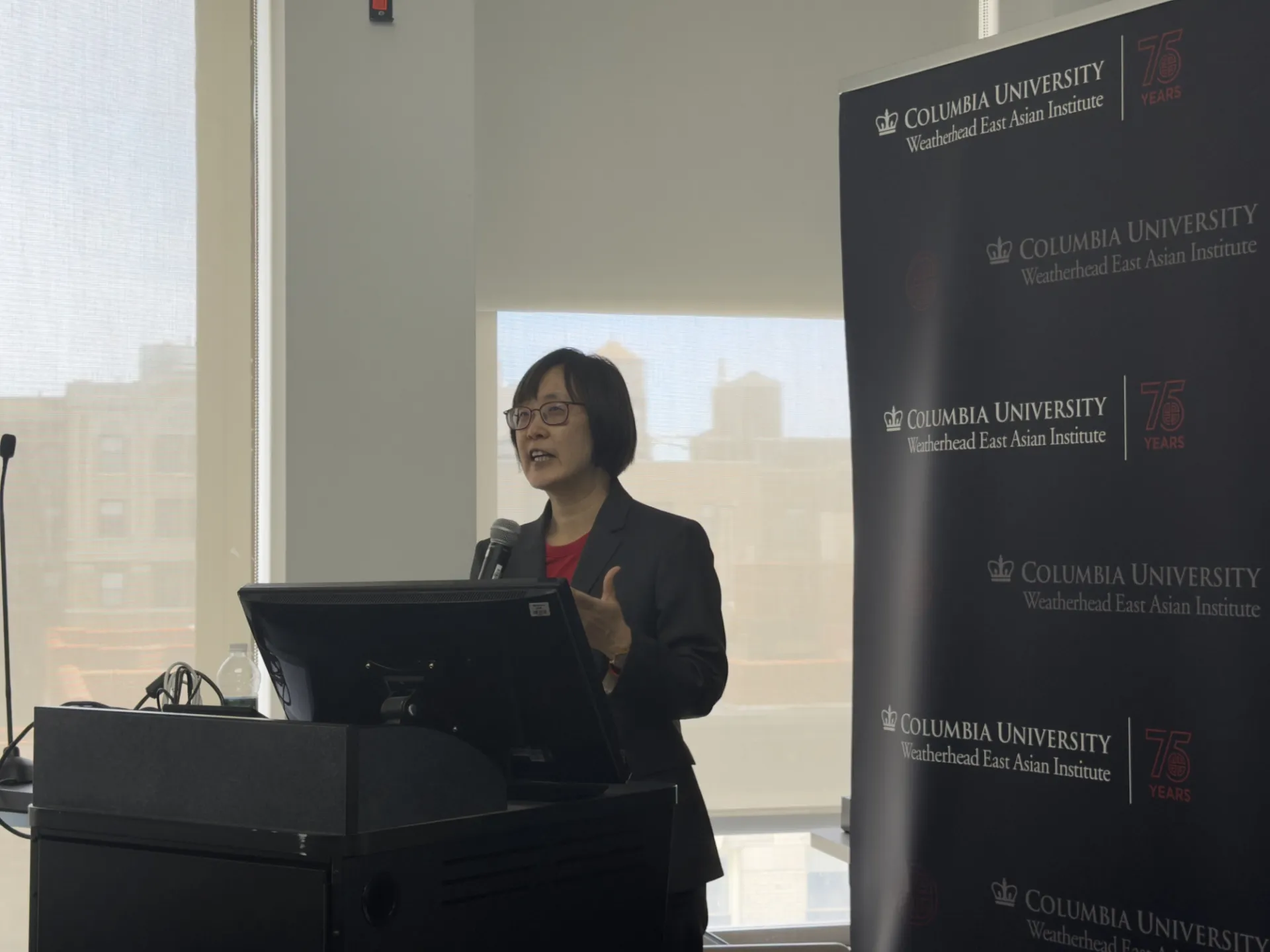 Dr. Sunyoung Park, the director of the Korean Studies Institute (USC), welcoming the participants. 