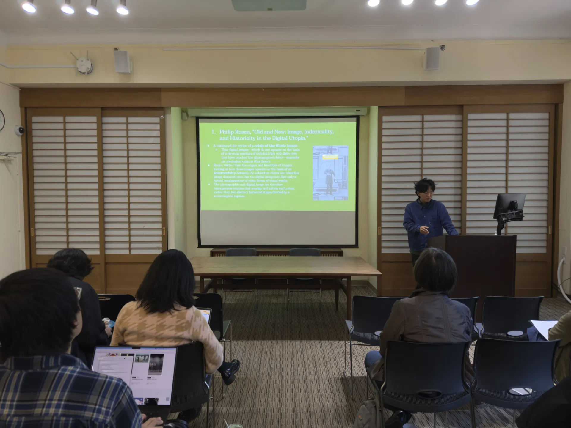 Jiwoong Choi (USC) presenting. 