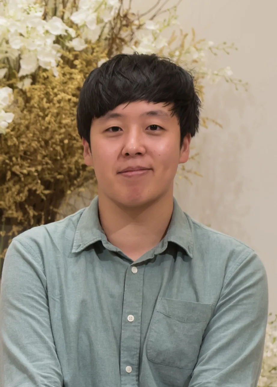 Kyu Dong Lee